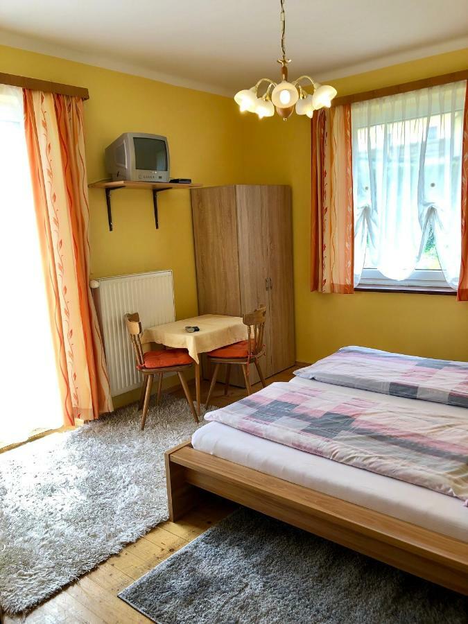 Baldramsdorf Gasthof-Pension Reidnwirt מראה חיצוני תמונה